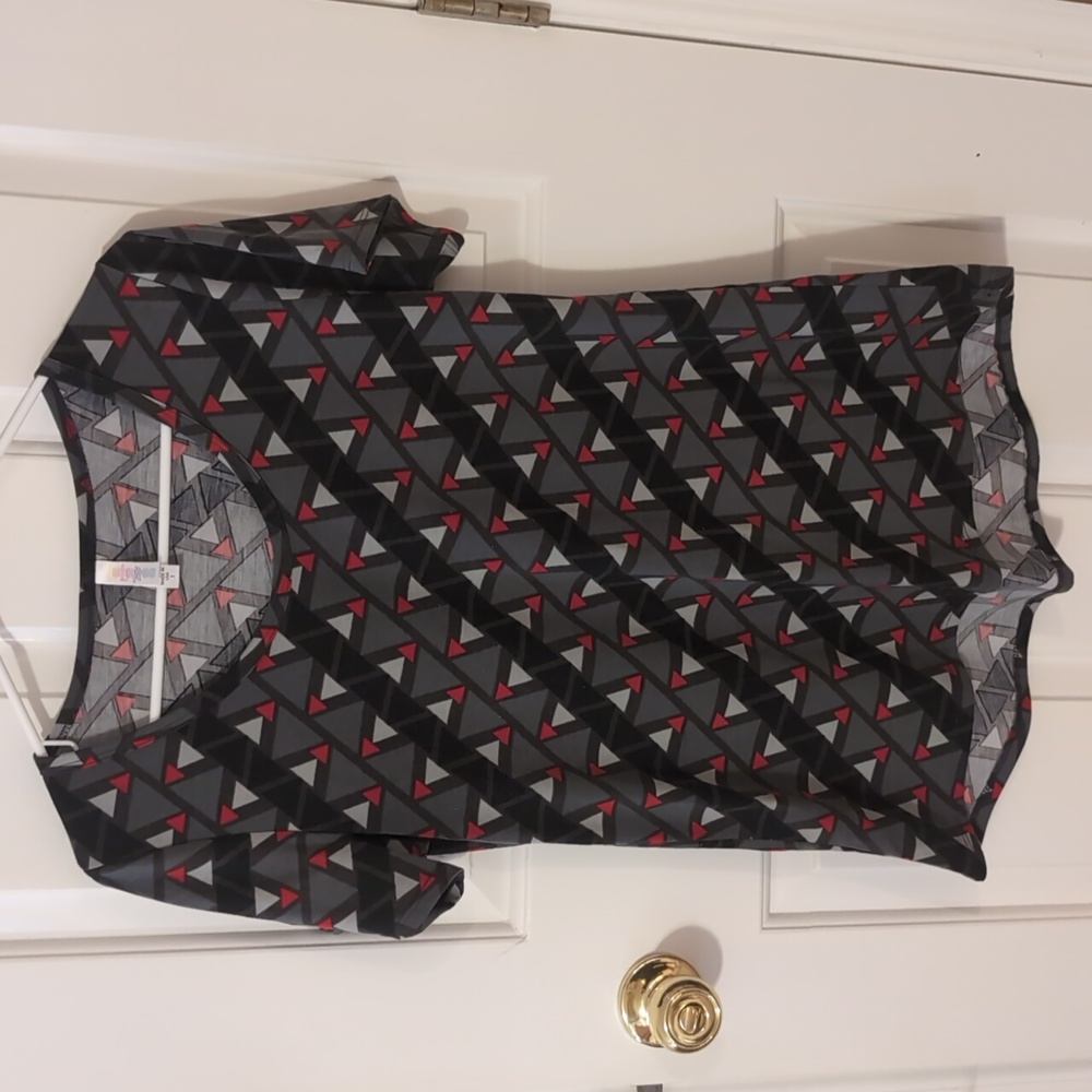 Lularoe Classic Women's Tee S